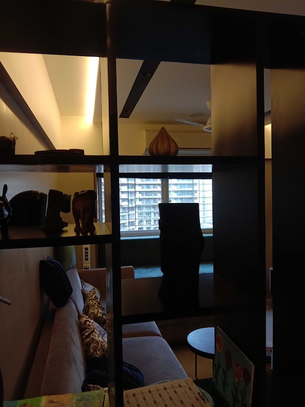 Modular Dining Console & Ceiling Cove Illumination